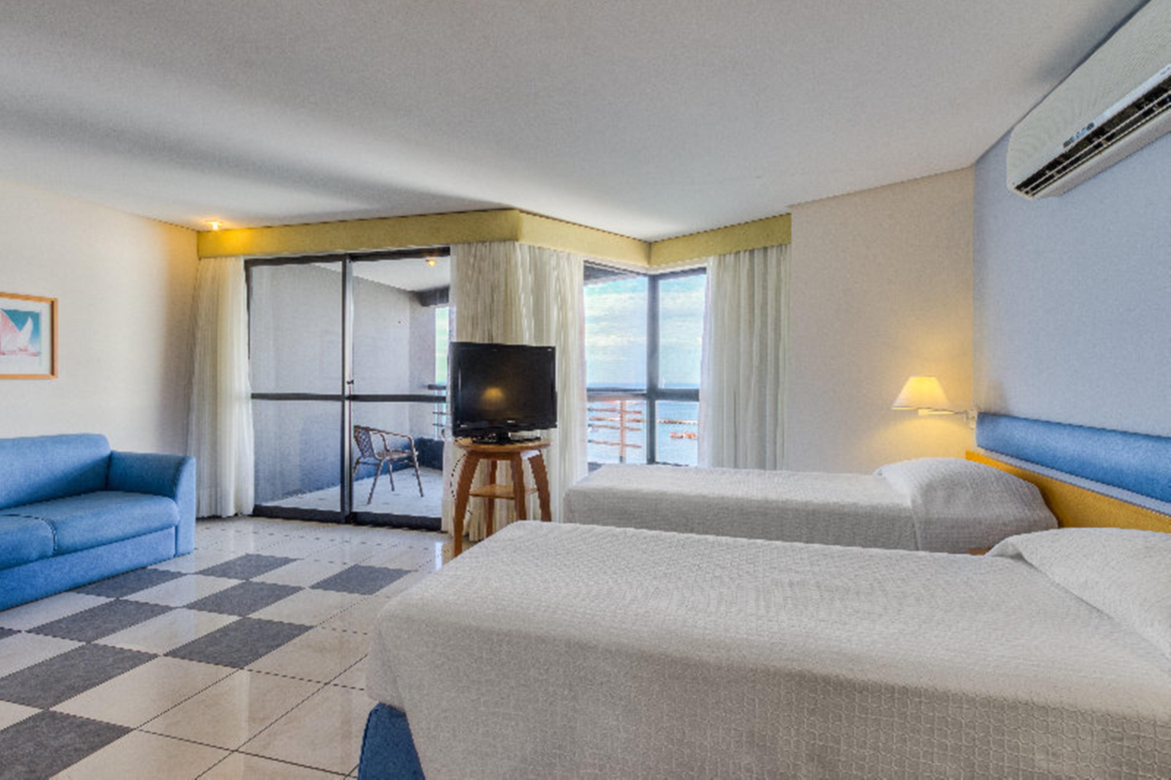Hotel Iate Plaza
